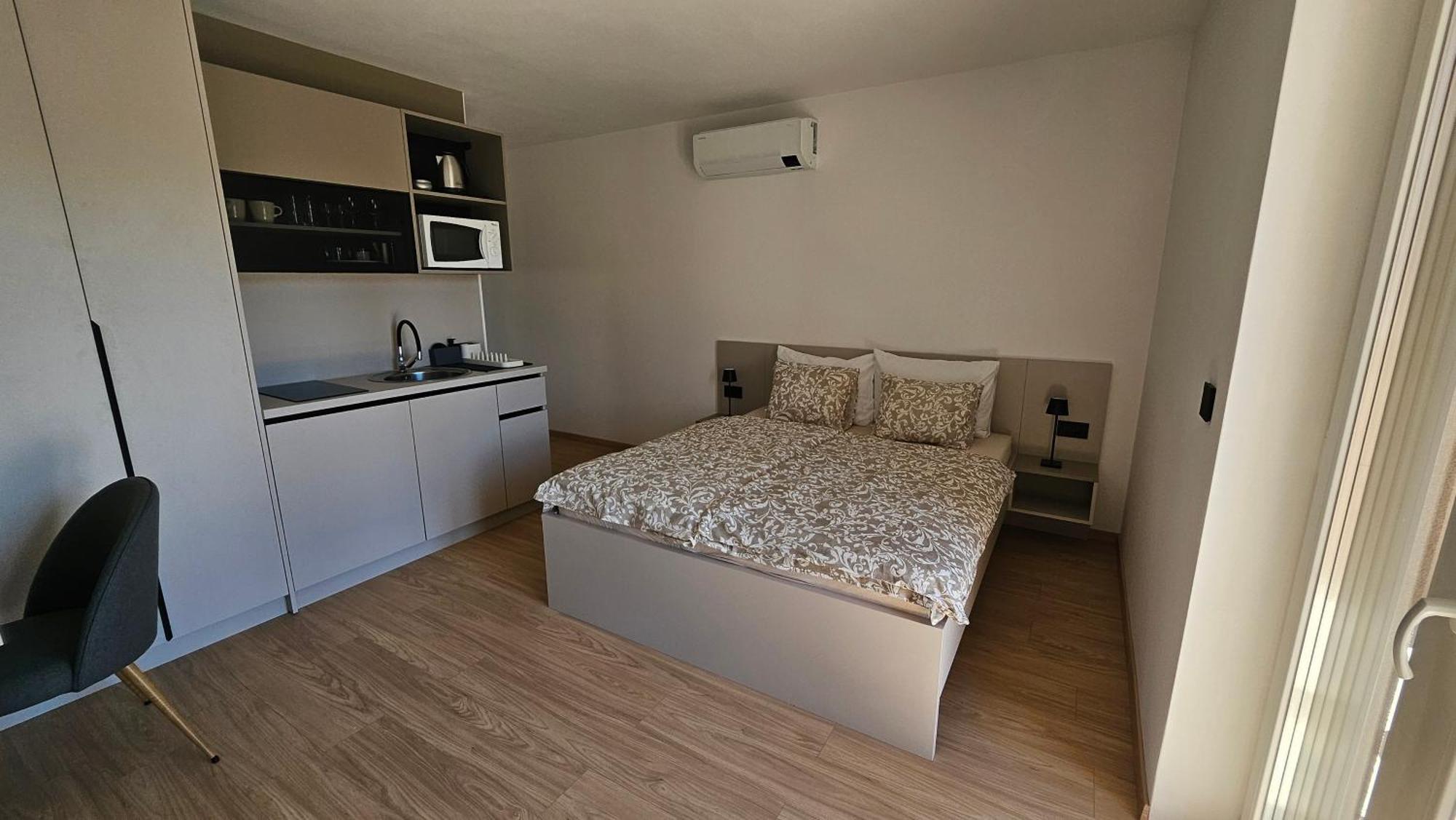 Richi Rooms & App Funtana Esterno foto