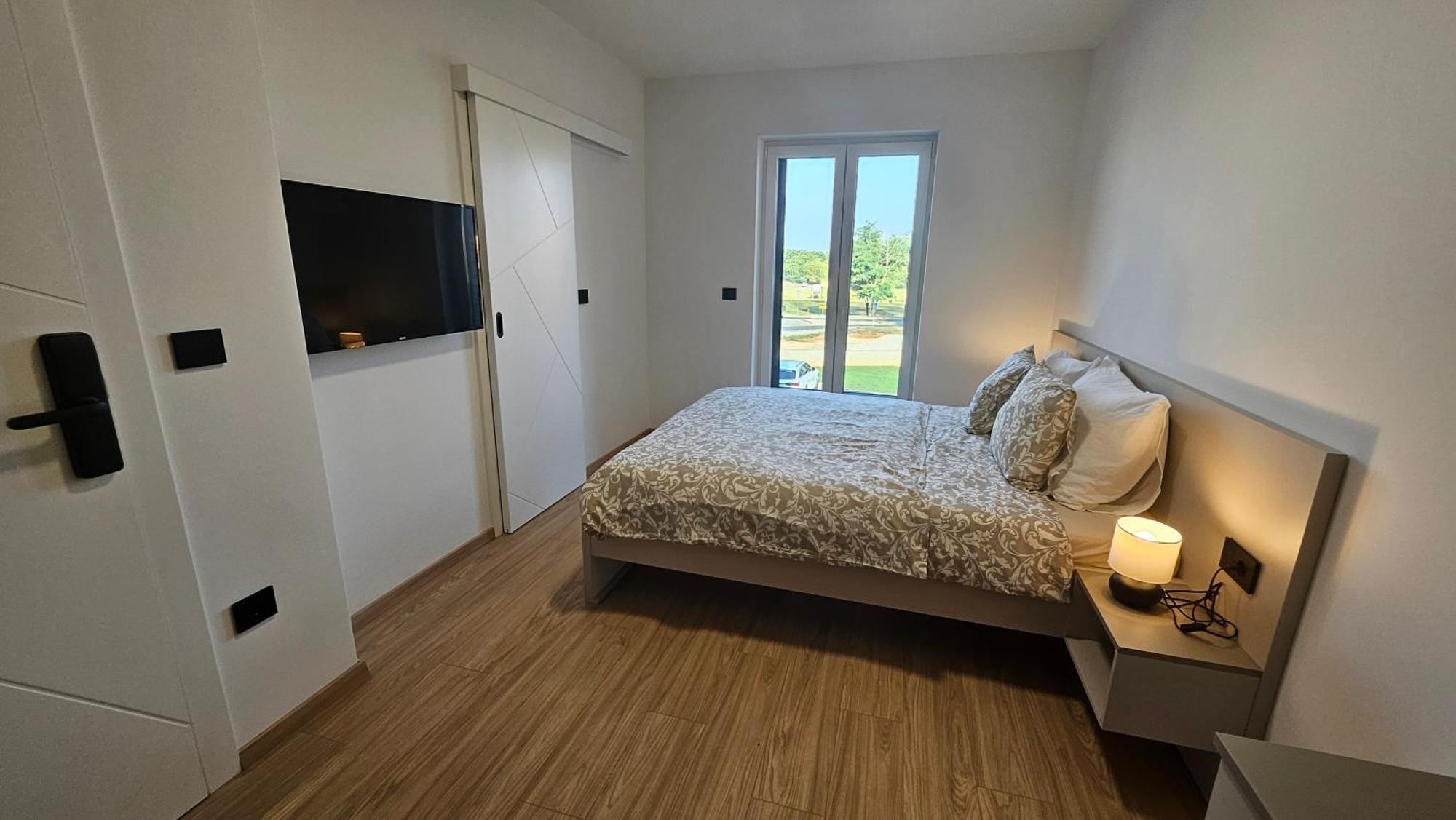 Richi Rooms & App Funtana Esterno foto